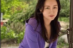 娱乐吃瓜薛佳凝她拒绝了胡歌和霍建华的示爱她最终仅用了15天就嫁给了别人这真的幸福吗？
